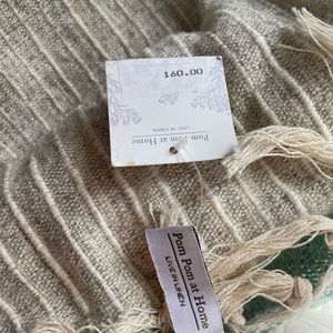Pom Pom at Home Blanket/Throw